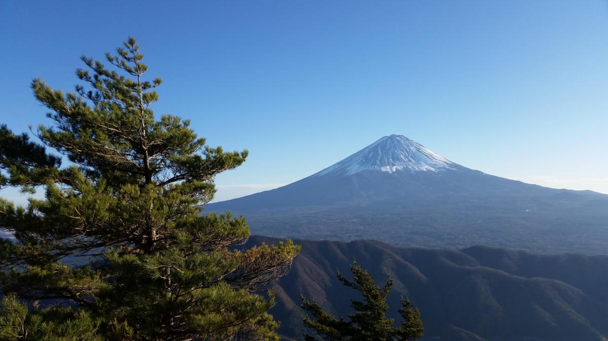 Mt Settou (1736m), Mt Junigadake (1683m) Kawaguchiko Town, Yamanashi&nbsp;Prefecture