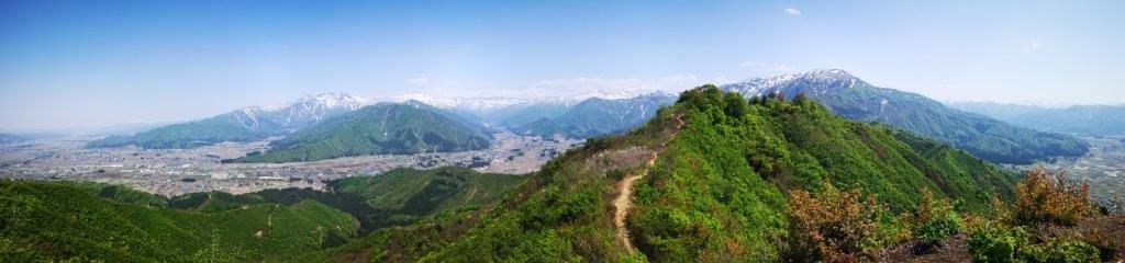 Mt Sakado (634m), Minami-Uonuma City, Niigata Prefecture, Thursday, May 5,&nbsp;2022