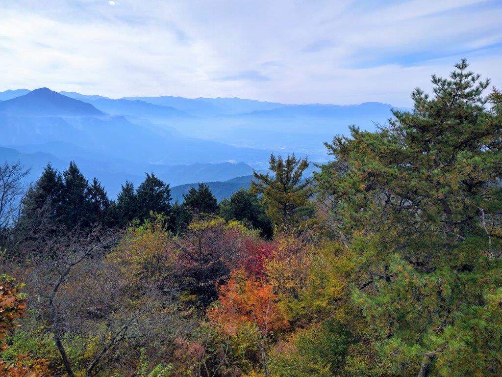 Mt Tsutsuji (879m) & Mt Maruyama (960m), Hanno & Chichibu Cities, Saitama Prefecture, Sunday, November 4th,&nbsp;2023