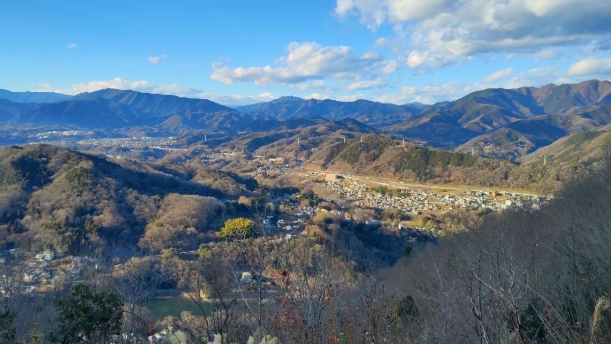Mt Takara (374m), Mt Hizure (382m), Mt Hachioka (460m), Mine (423m) & Mt Kongo (420m), Sagamihara City, Kanagawa Prefecture, Sunday, December 29,&nbsp;2025